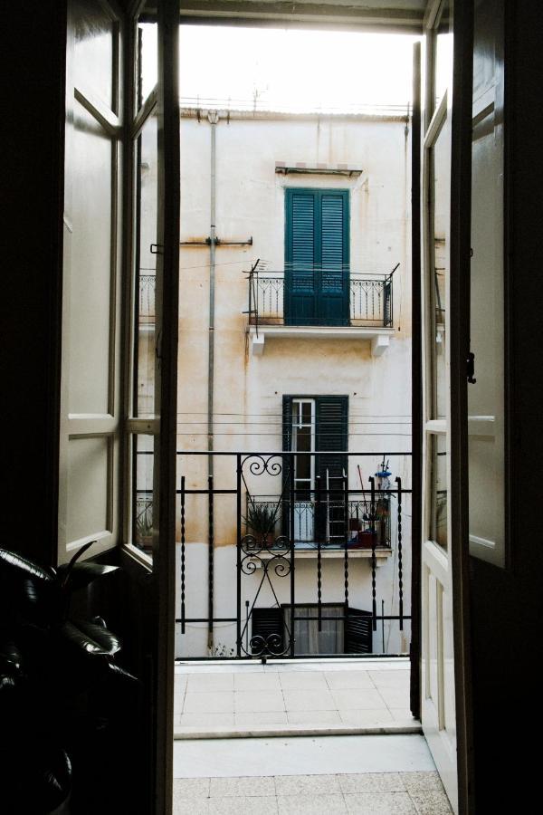Bed and Breakfast 13 Open House à Palerme Extérieur photo